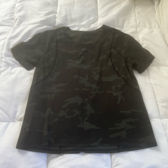 lululemon athletica Tops - Women’s Lululemon Camo Shirt